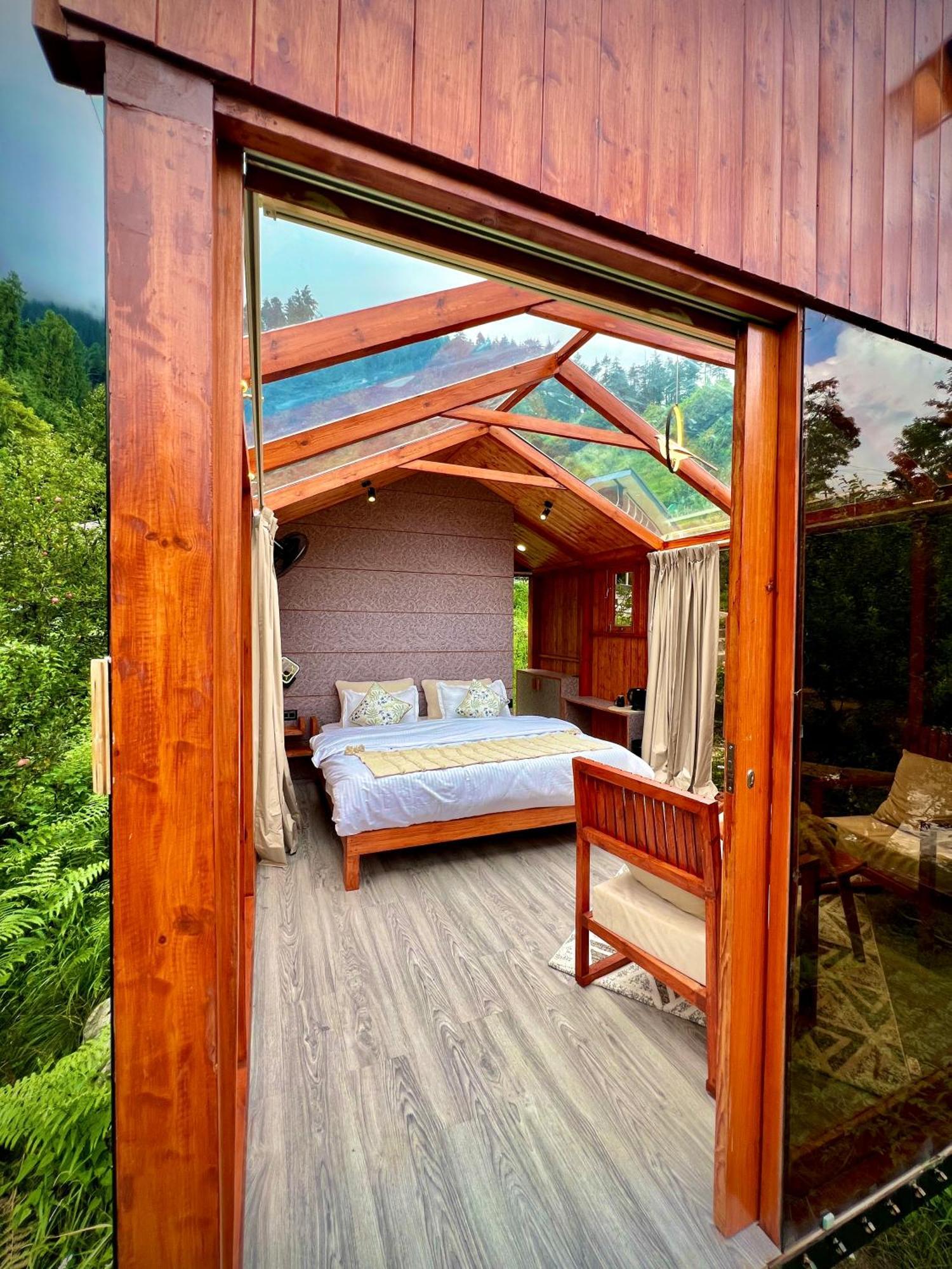 Glass By Urban Monk- Unique Centrally Heated With Electric Blankets Manali (Himachal Pradesh)